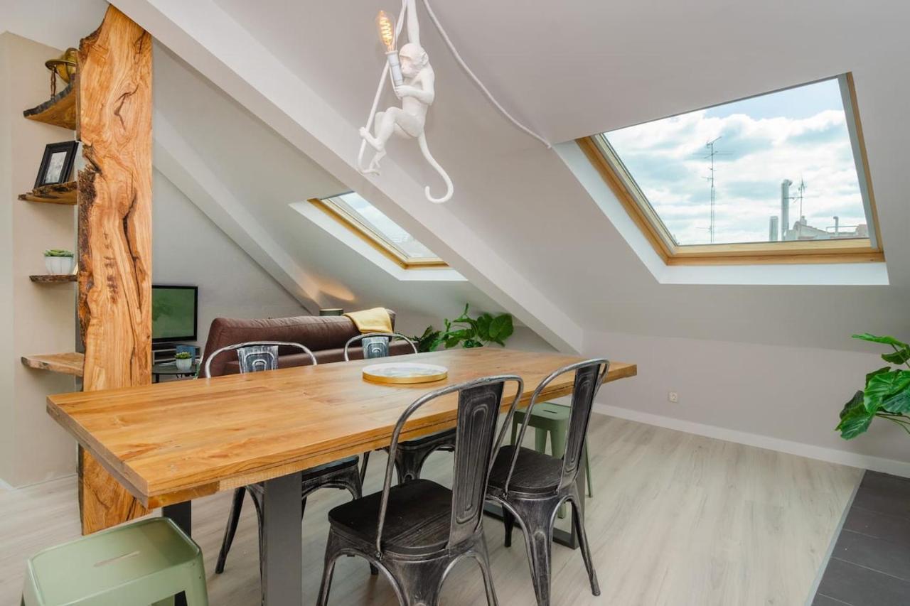 Precioso Atico Con Terraza En El Centro De Madrid Amazing Penthouse In Madrid Center Apartment ภายนอก รูปภาพ